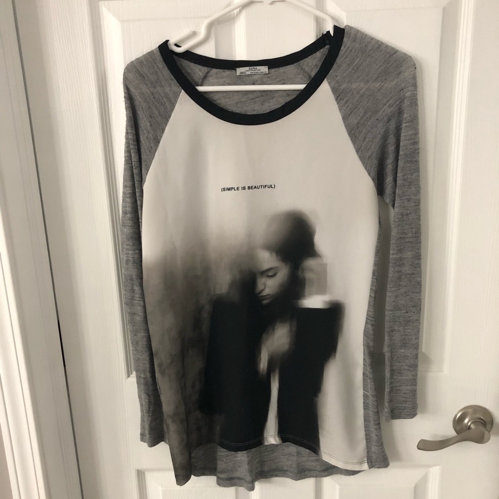Women’s Zara black and white top